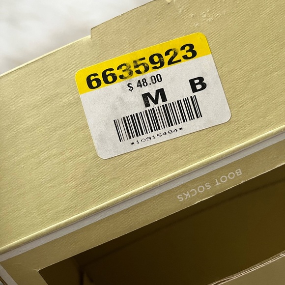 Micheal Kors Boot Socks - Picture 7 of 7